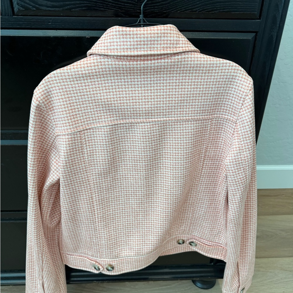 Spring jacket. - Picture 2 of 5